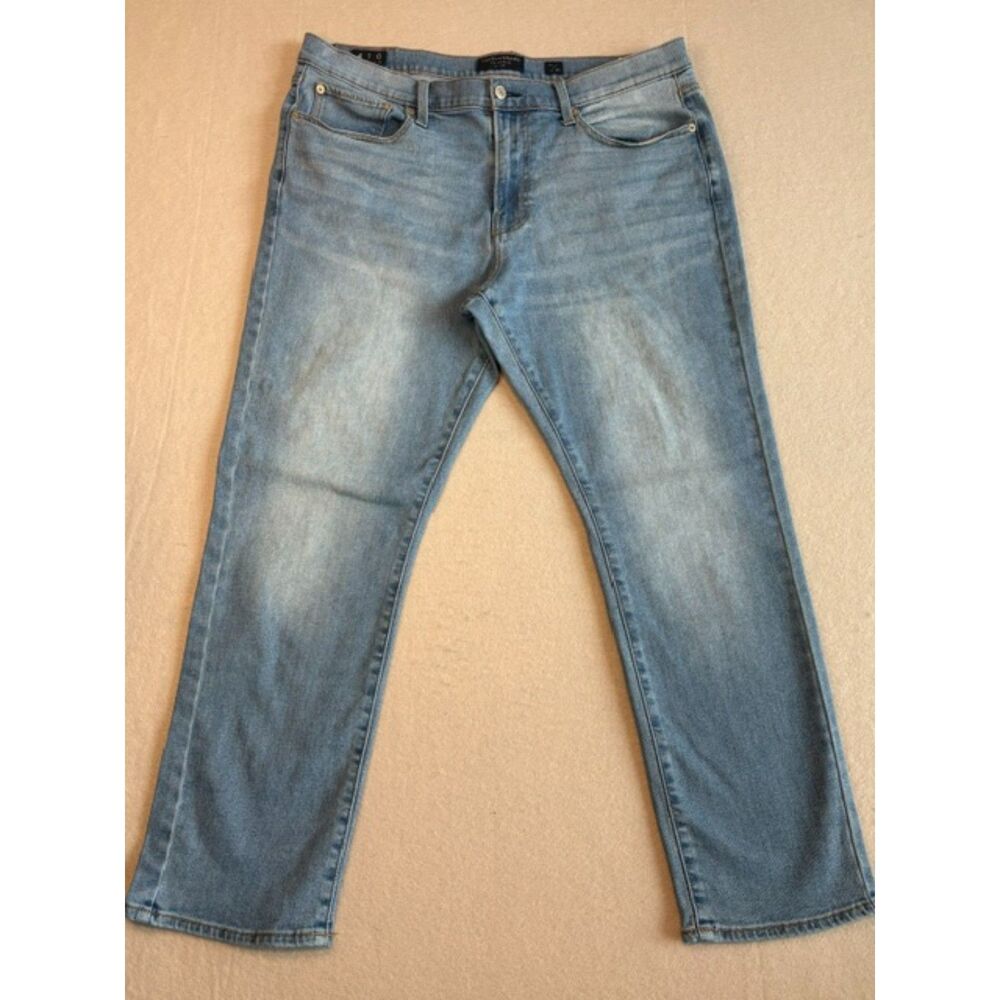 Lucky Brand Mens 410 Athletic Slim 36x30 Medium Wash